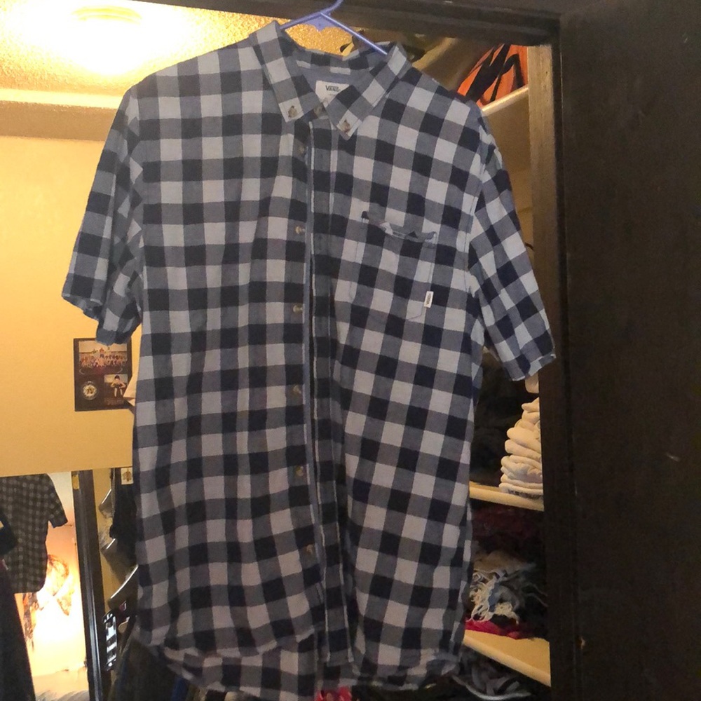Vans plaid button up tee